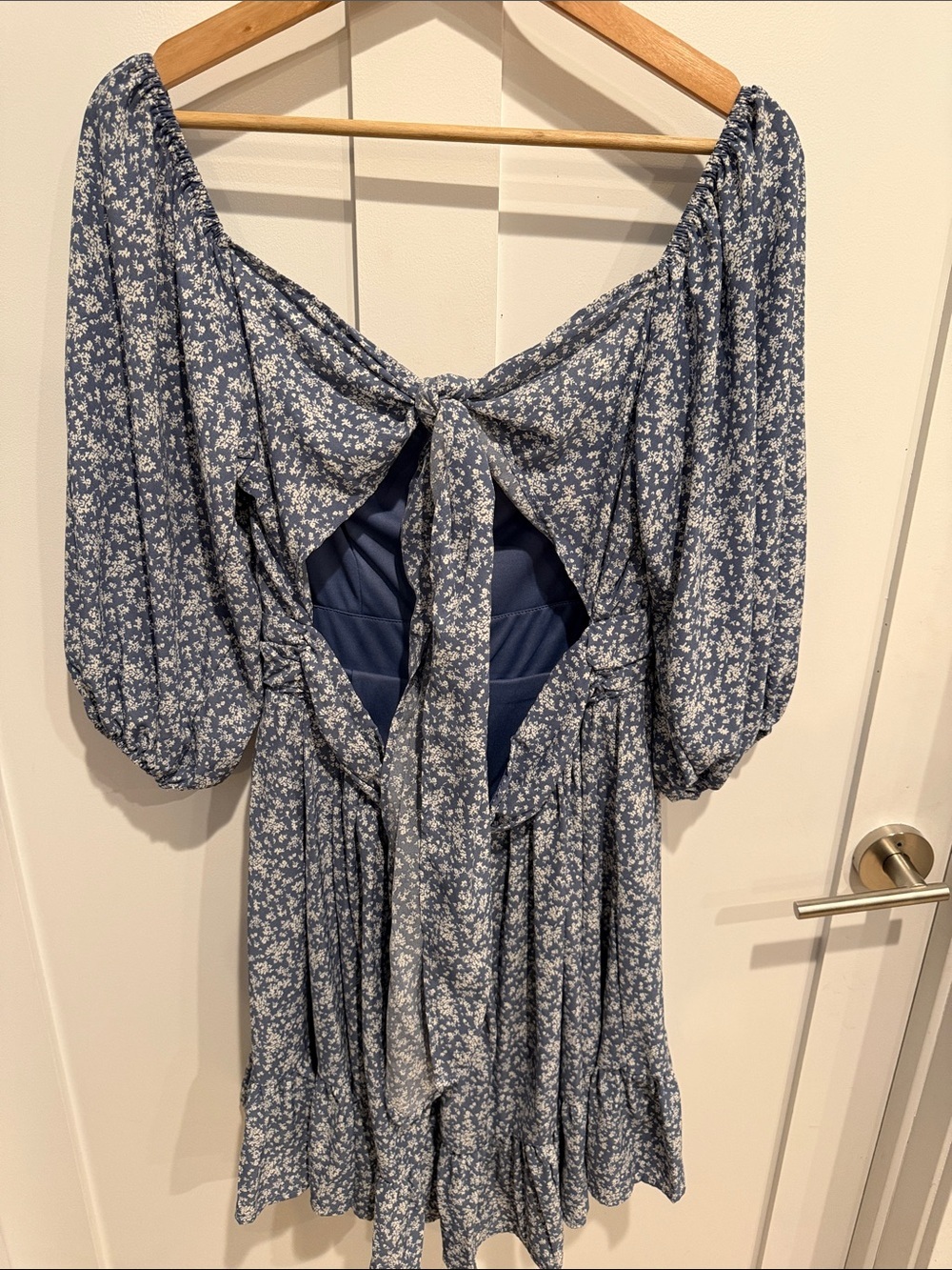She + Sky Navy Blue ditsy Floral Puff-Sleeve Mini Dress - Picture 5 of 5
